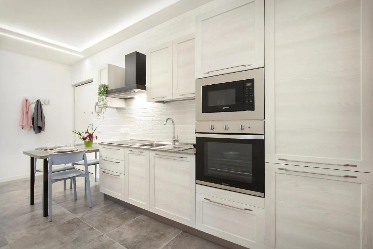 Apartmán La Rocca Relax Garda  0*, Garda (Verona) Itálie